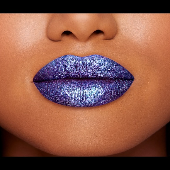 NEW Too Faced Throwback Lipstick: Trampula - Picture 4 of 4